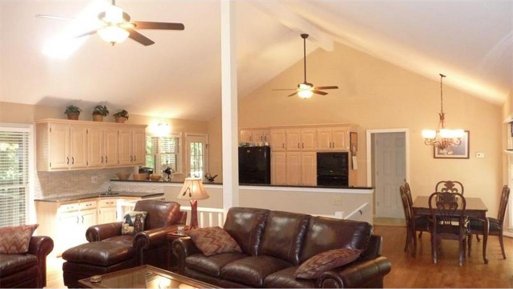 132 Blue Bell Circle S
