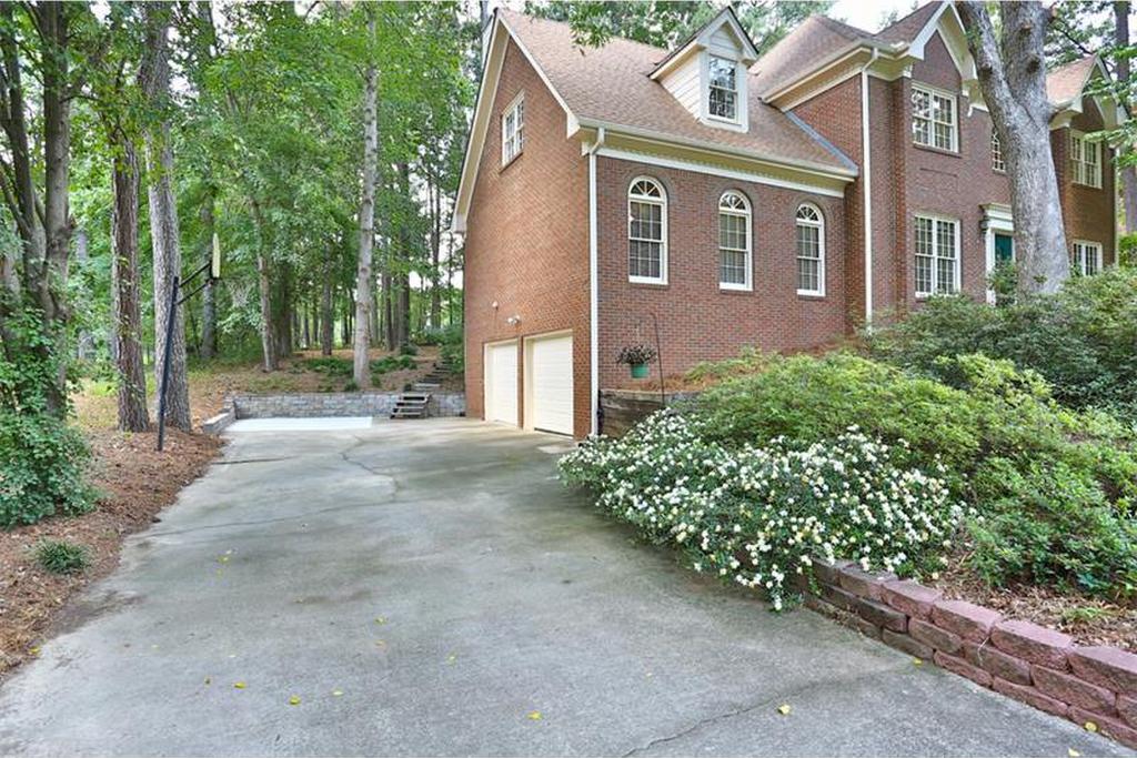 2131 Skyland Cove Lane
