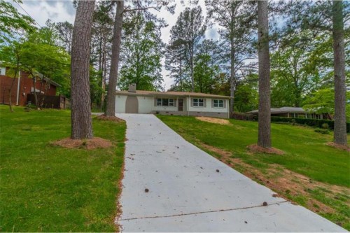 122 Douglas Drive Se