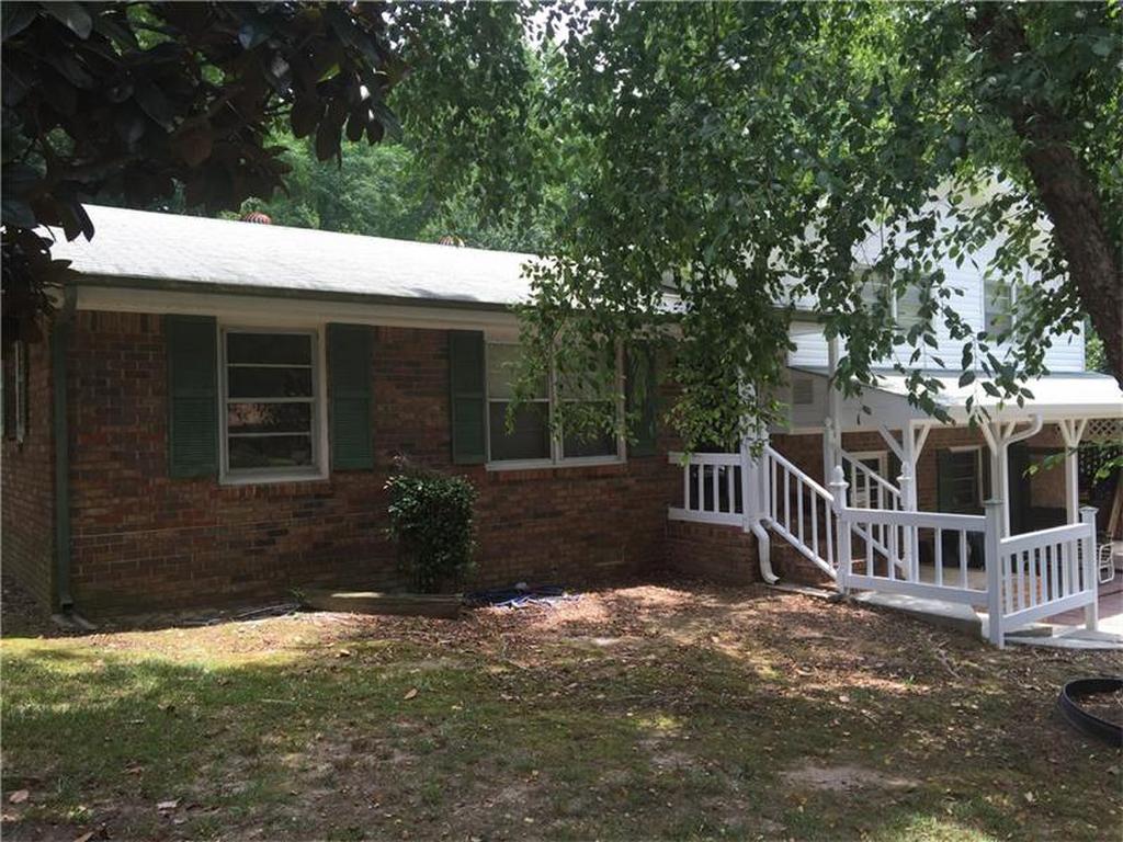 110 Sterling Road