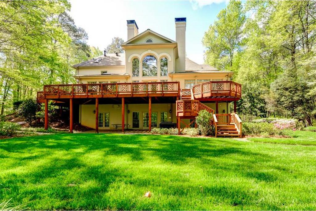 8140 Jett Ferry Road