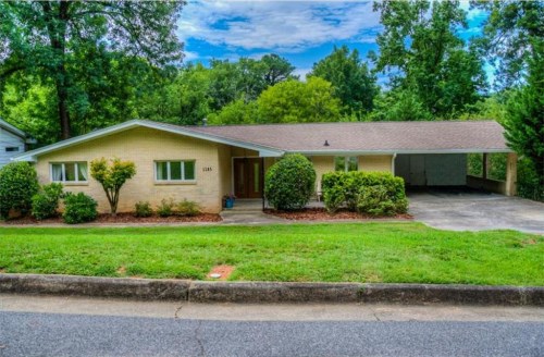 1183 Lenox Circle Ne