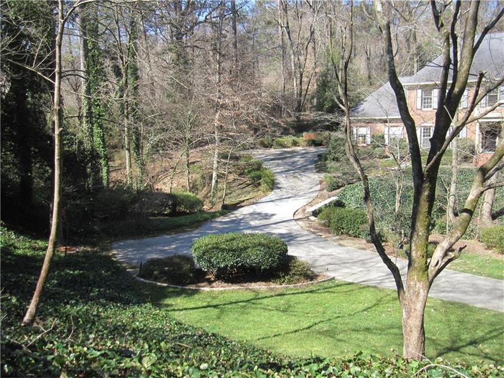 4472 Rebel Valley View Se