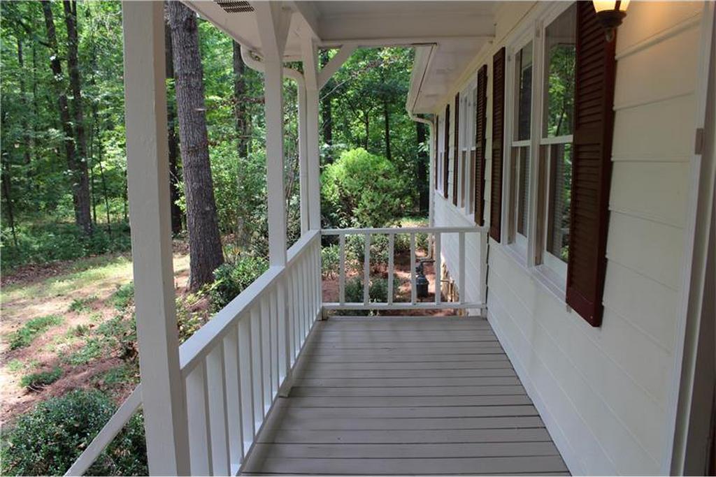303 Hunters Mill Court
