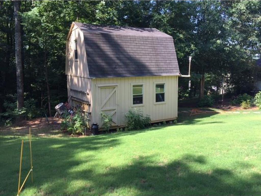 402 Sw Arbor Circle