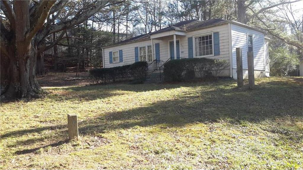 2423 Shallowford Terrace