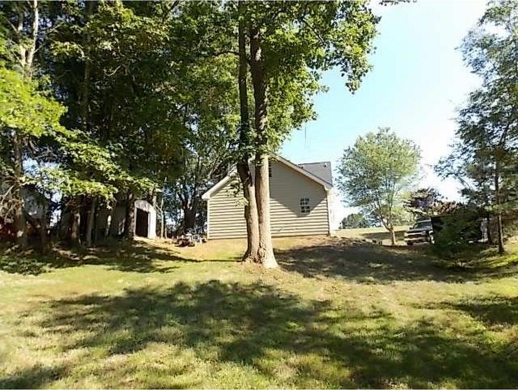 3283 Gillsville Highway