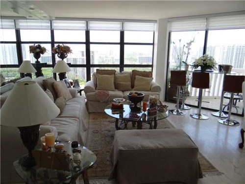1000 Island Blvd # 2804