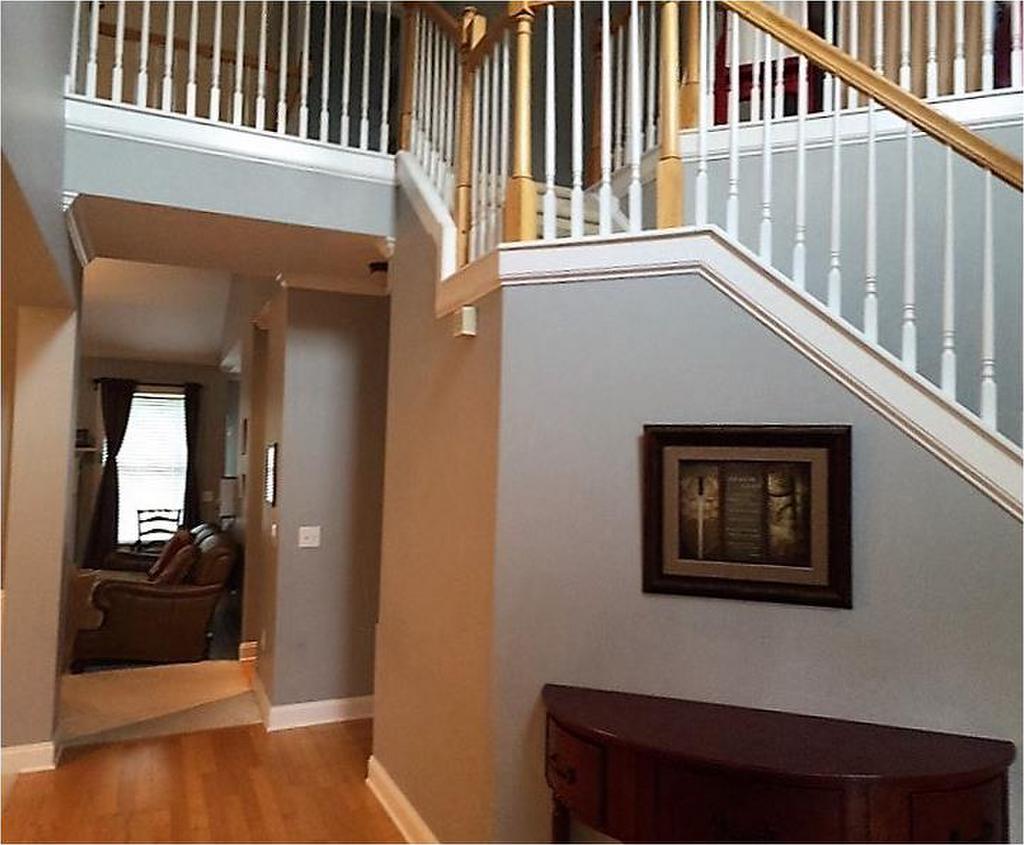 2557 Bay Crest Lane