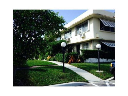 9720 W Bay Harbor Dr # 5