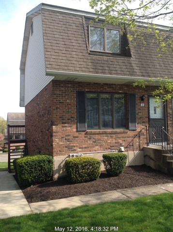 1385 Highland Ave