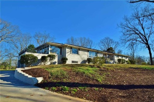 980 Lakemont Dr