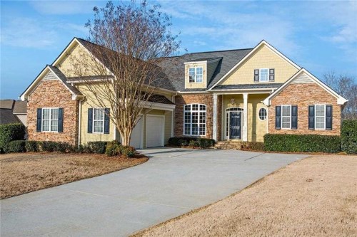 35 Roberson Dr NE