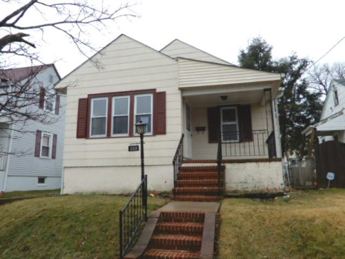 133 Greenland Ave