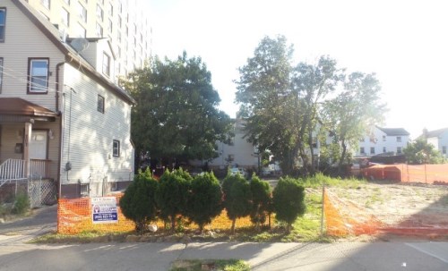 209 S 3rd Ave