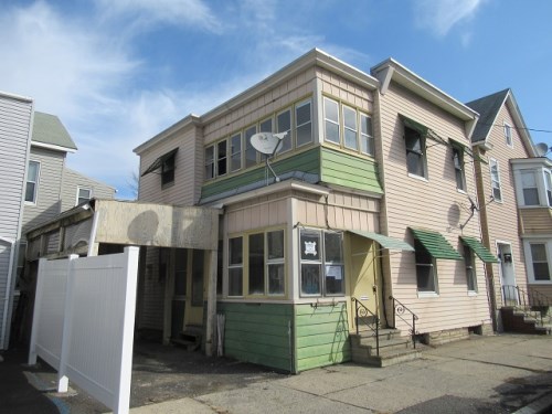 39 Arch St