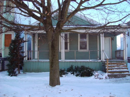120 James St