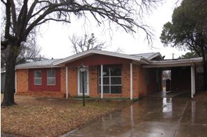 4622 Stanford Ave