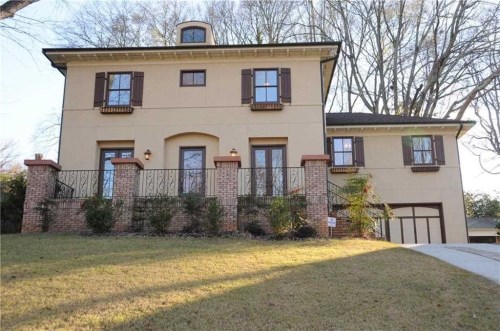 1361 Normandy Dr NE
