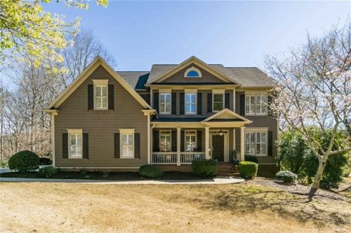 43 Lakecrest Circle