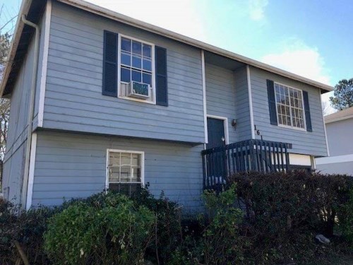 1617 Sugar Downs Ct SE
