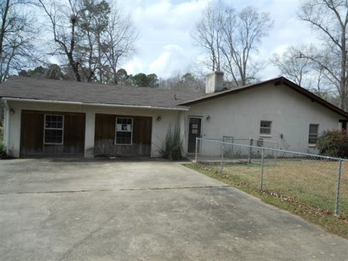 2209 Whippoorwill Ln
