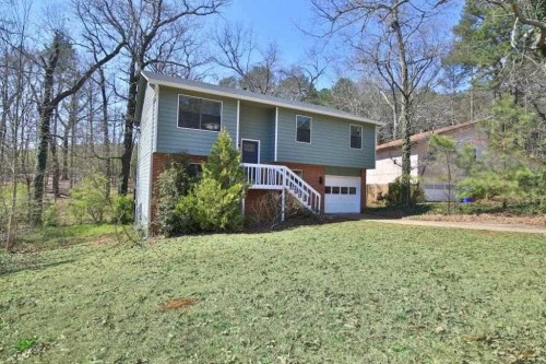 2589 Lewfield Circle SE