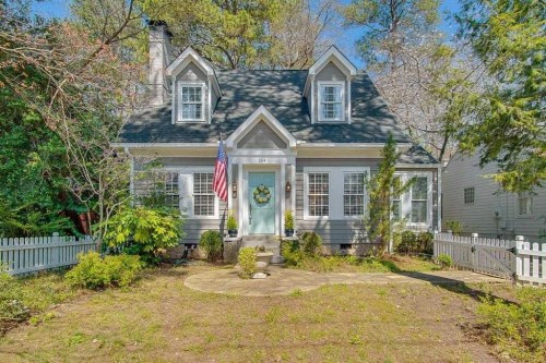 164 Peachtree Hills Ave NE