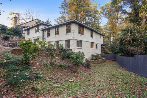 3131 Dale Dr NE