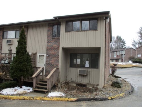 240 Oakville Ave Unit H