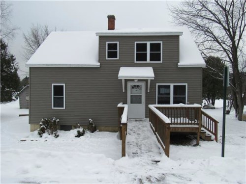 46 Main St