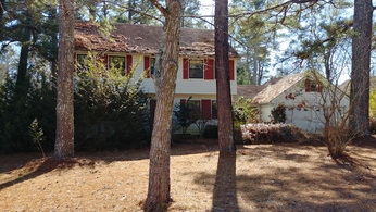 210 Woodbriar Ln