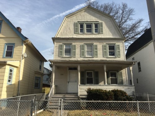 266 Halsted St