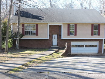 2588 Daly Dr