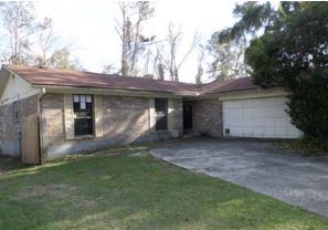 5588 Forrest Dr