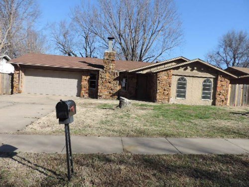 328 W Waco Pl