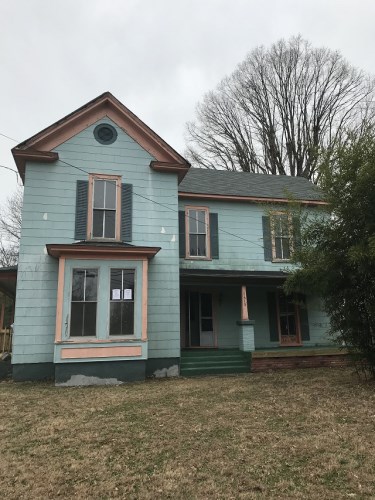 1513 Vance St