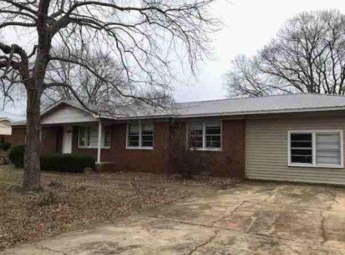 1321 Meadowbrook Ln