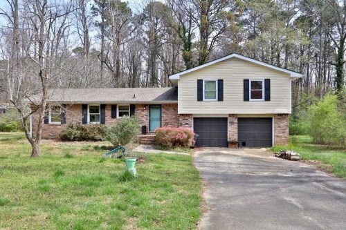 758 Creek View Dr