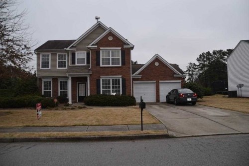 201 Ancient Oaks Way