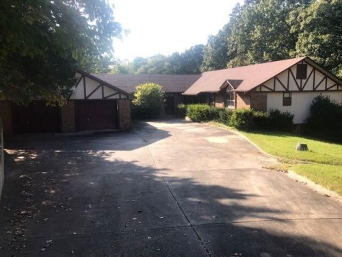 13906 Pleasant Ridge Rd