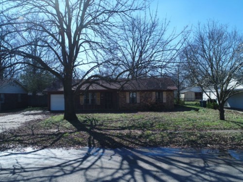824 BRIARCLIFF RD