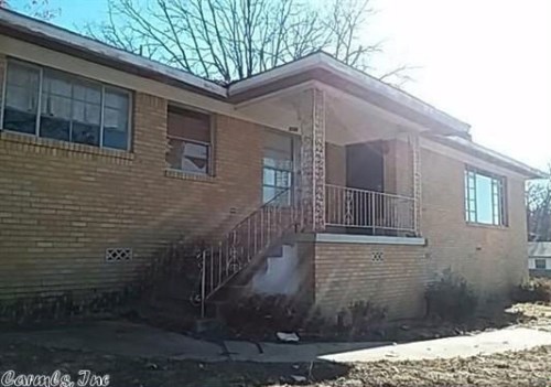 2123 Pulaski St