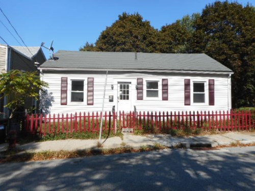 84 Boswell Ave