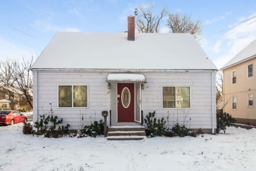 22 Hollister St