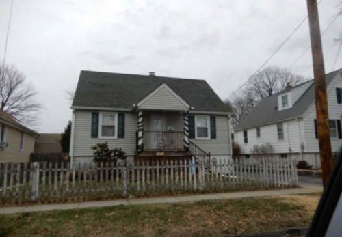 188 Burritt Ave