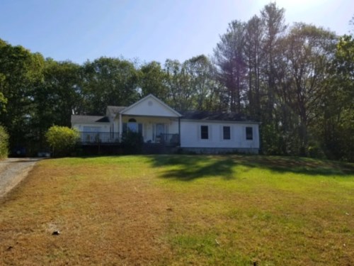 532 Wauregan Rd