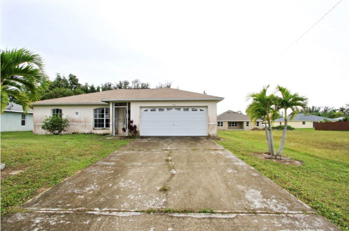 130 SW 19TH TER