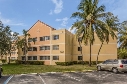 6135 NW 186 St Unit 309