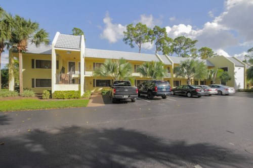 711 FOREST CLUB DR UNIT 317